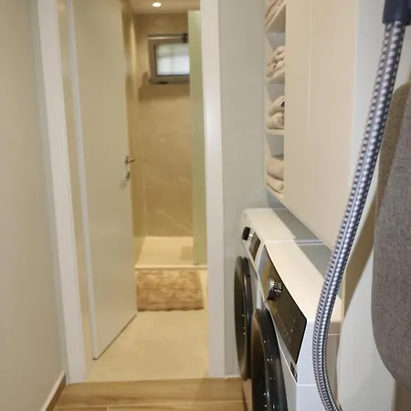Apartment The Leads